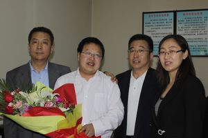 [titlepic]4��30�գ�����ͭ�����вܳ���ο��ȫ������ϵͳ��һ�Ͷ����»�������ɶ�ͬ־