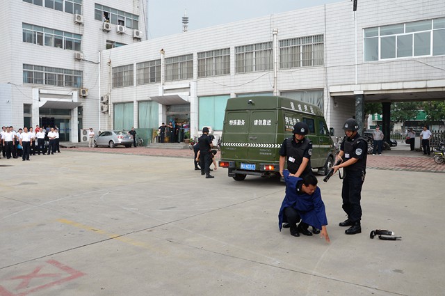 [titlepic]���е��ݷ�����֯ϵ��Ӧ��ͻ���¼�Ӧ��Ԥ��������ͼ��