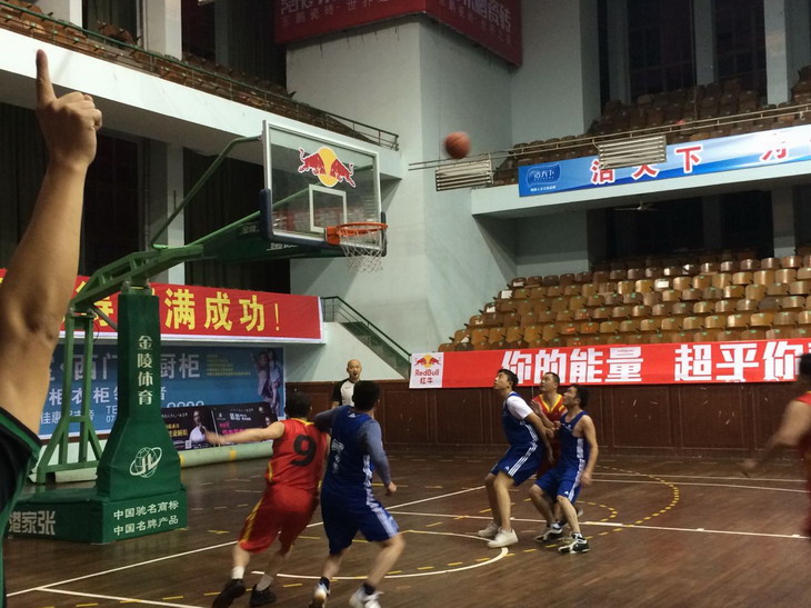 [titlepic]��������չ�ഺ���  ��������ٺ�����Ӯ