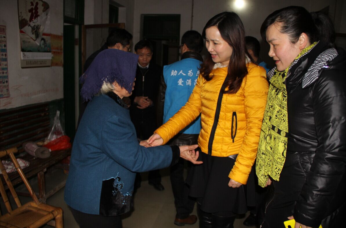 [titlepic]ѧ�׷���ǡ��Ԫ�����ʴ�����Ƽ���з����߷�ο������Ⱥ��