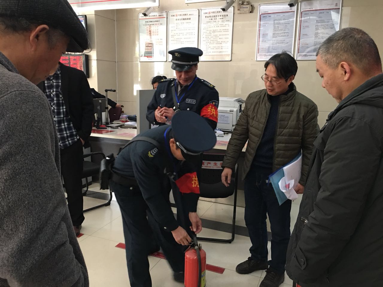 工商银行鹰潭分行开展春节前消防安全大检查专