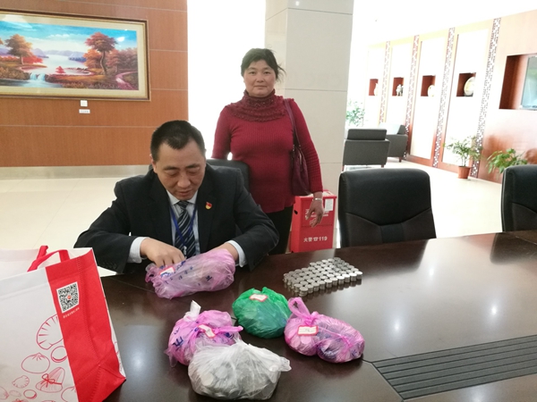 【工行温度】工商银行鹰潭新区支行积极为客户