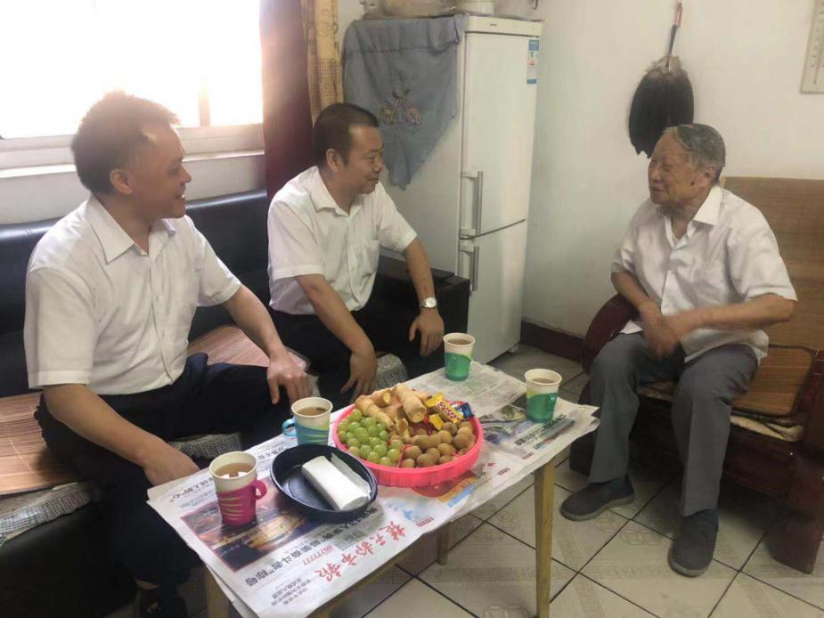 [titlepic]�ʴ������人�з����߷�ο��96������ϵ�Ա